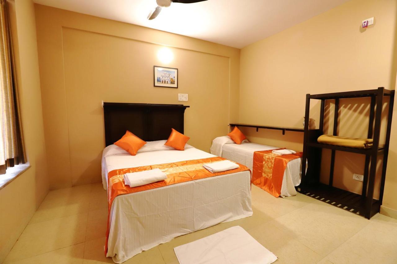 ทิมร บีช โฮเต็ล Hotel กาลังกูติ ภายนอก รูปภาพ